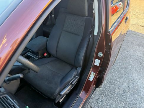 Used 2015 Honda CR-V LX image 11