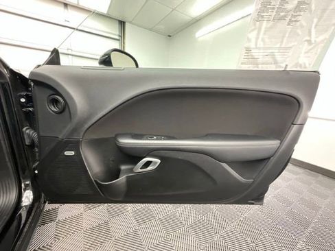 Used 2023 Dodge Challenger R/T w/ Blacktop Package RWD image 15