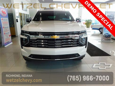 New 2025 Chevrolet Suburban Premier w/ Sun And Tow Package image 6