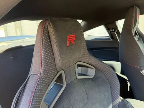 Used 2016 Ford Mustang Shelby GT350R w/ GT350R Equipment Group 920A image 53