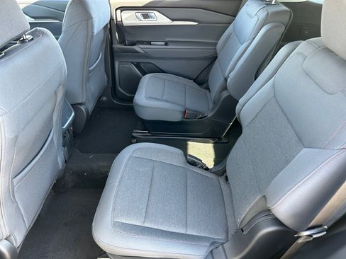 New 2026 Ford Explorer Active AWD/4WD image 17