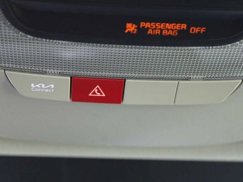 New 2025 Kia K5 LXS image 45