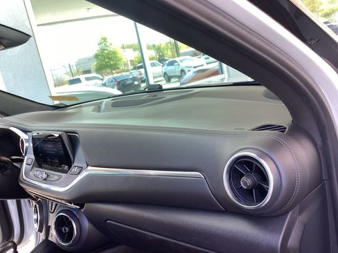 Used 2020 Chevrolet Blazer LT image 15