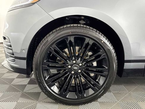 New 2026 Land Rover Range Rover Velar Dynamic SE image 27