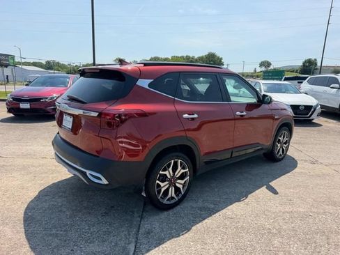 Certified 2023 Kia Seltos SX AWD/4WD image 3