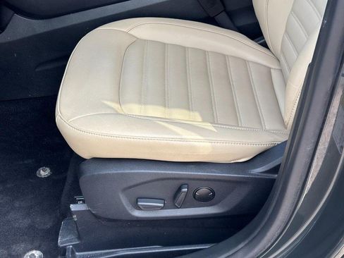 Used 2024 Ford Edge SEL w/ Convenience Package AWD/4WD image 17