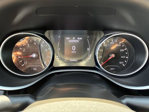 Used 2018 Jeep Compass Latitude w/ Safe & Security Group AWD/4WD image 15