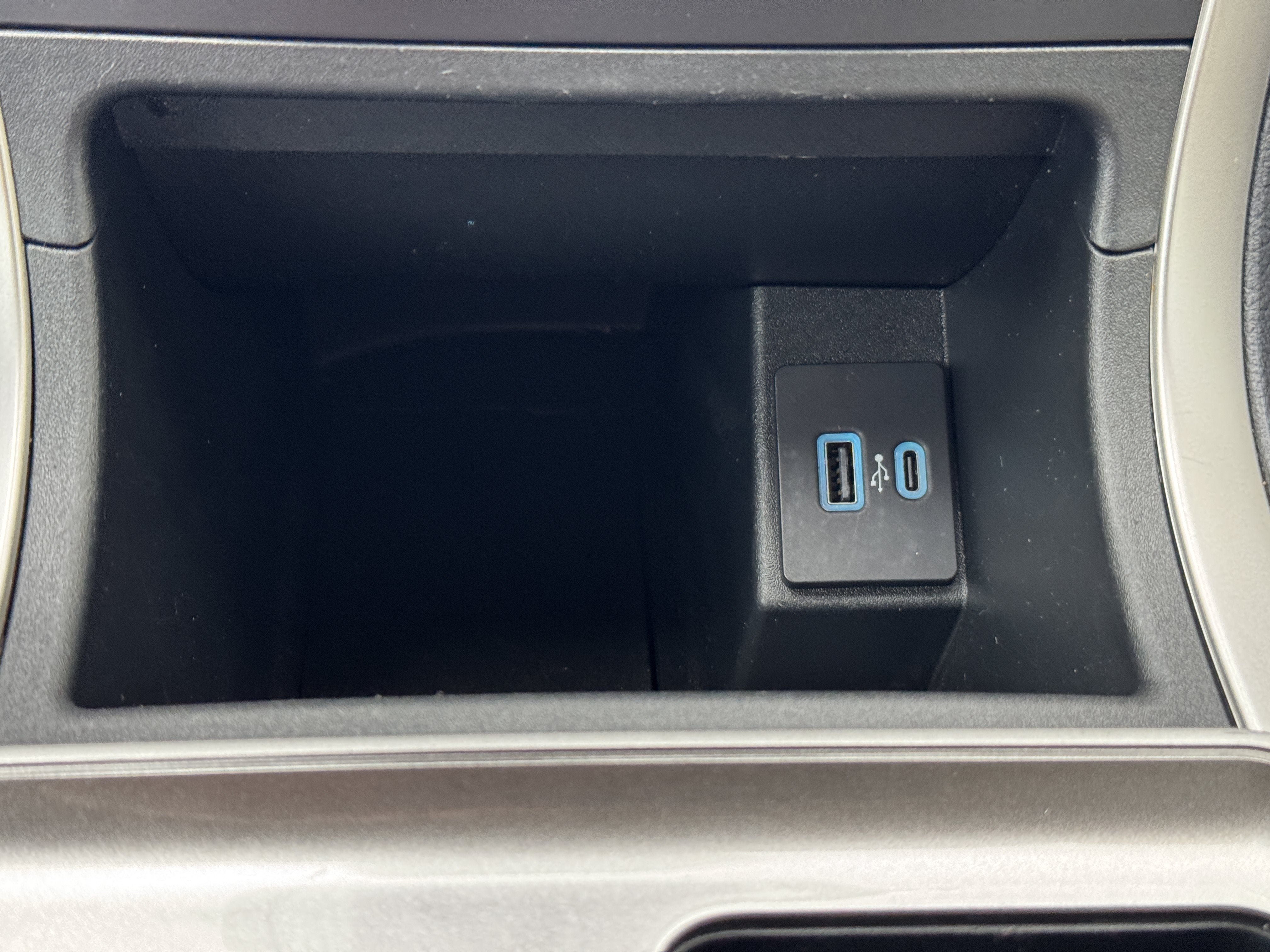 Used 2024 Ford Edge SEL AWD/4WD image 19