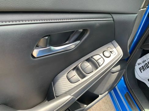 Used 2021 Nissan Sentra SV FWD image 17