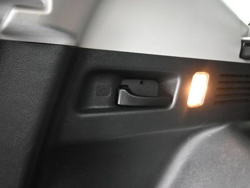 Used 2018 Honda CR-V EX image 45