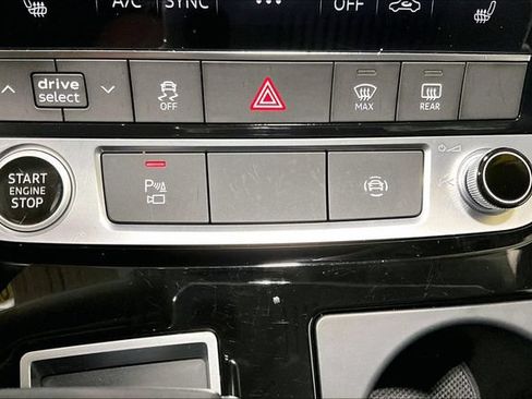 Certified 2023 Audi Q7 2.0T Premium Plus w/ Premium Plus Package AWD/4WD image 18