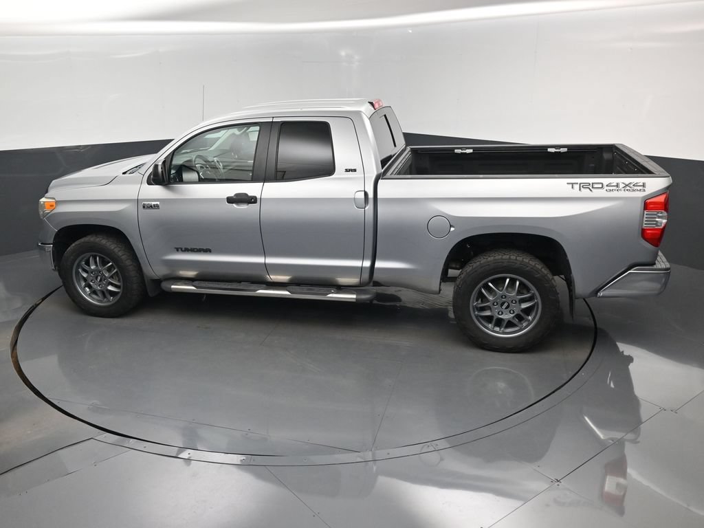 Used 2014 Toyota Tundra SR5 w/ SR5 Upgrade Package AWD/4WD image 14