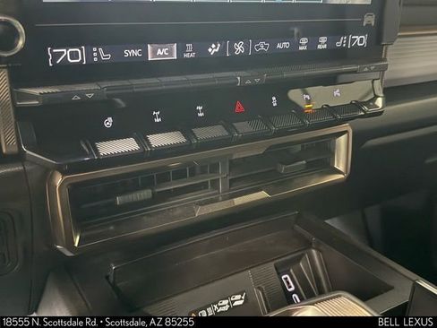 Used 2024 GMC Hummer EV 2X w/ Extreme Off-Road Package image 21