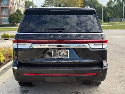 Certified 2023 Lincoln Navigator Reserve image 5