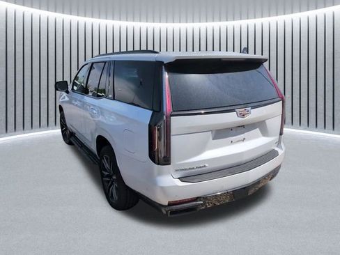 Certified 2023 Cadillac Escalade Sport Platinum AWD/4WD image 9