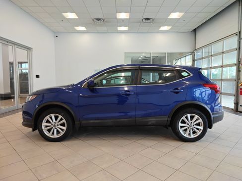 Used 2019 Nissan Rogue Sport S w/ Appearance Package AWD/4WD image 6