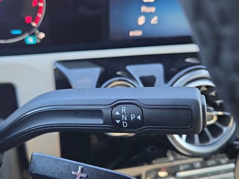 Used 2025 Mercedes-Benz CLA 250 4MATIC image 7