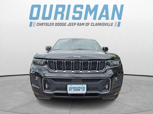 Used 2024 Jeep Grand Cherokee L Overland w/ Luxury Tech Group IV AWD/4WD image 2