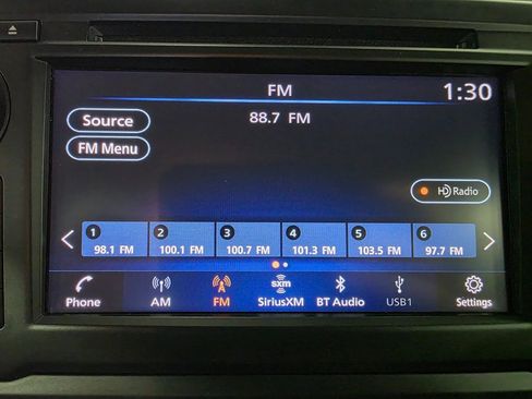 Used 2019 Nissan Titan S image 30