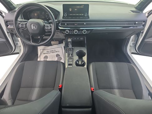 Used 2025 Honda Civic Sport image 9