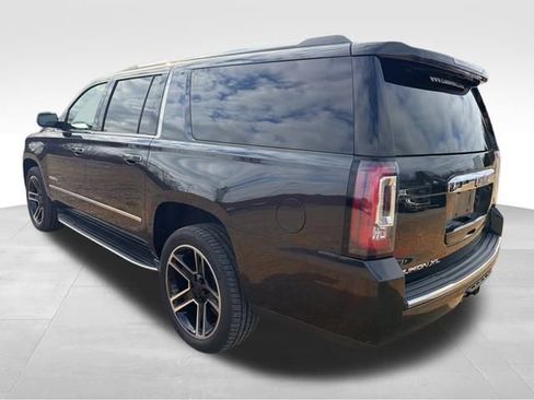 Used 2020 GMC Yukon XL Denali w/ Open Road Package image 4
