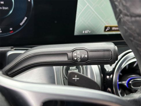 Used 2022 Mercedes-Benz GLB 250 image 19