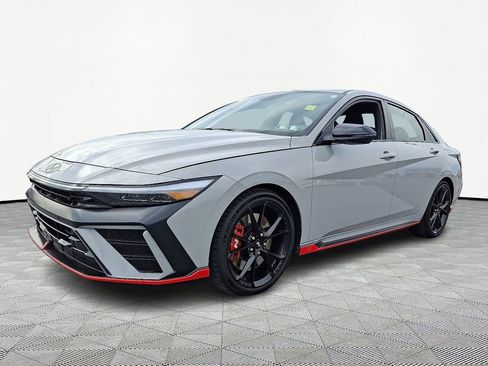Used 2025 Hyundai Elantra N FWD image 3
