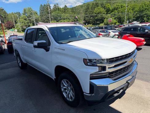 Used 2020 Chevrolet Silverado 1500 LT w/ All-Star Edition AWD/4WD image 3