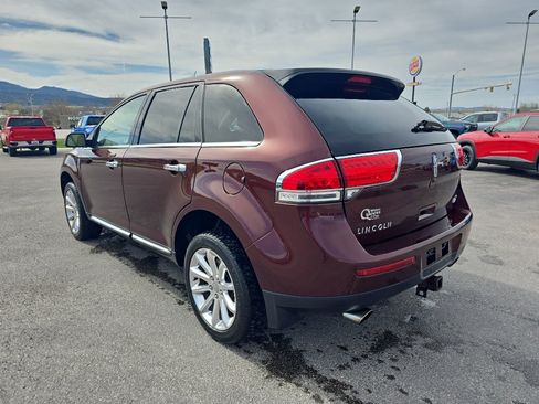 Used 2012 Lincoln MKX AWD image 2