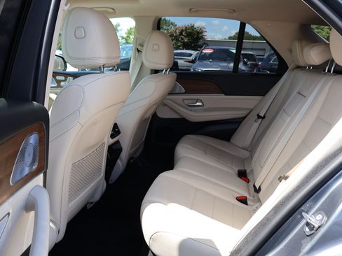 Used 2021 Mercedes-Benz GLE 350 image 17