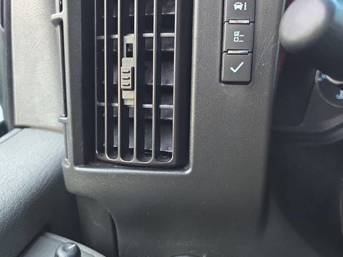 Used 2020 Chevrolet Express 2500 2500 3dr Cargo Van image 28