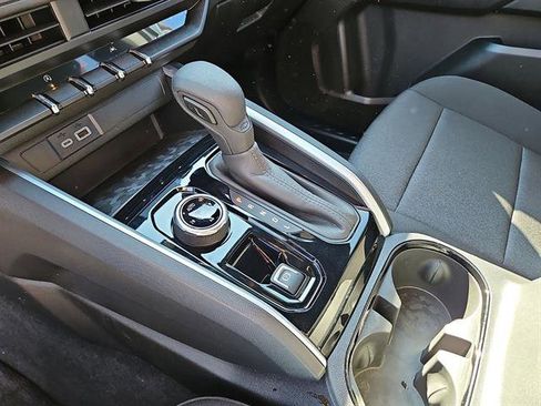 Used 2024 Chevrolet Colorado Trail Boss image 20