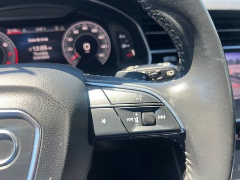 Used 2019 Audi Q8 Premium Plus AWD/4WD image 21