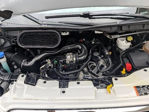 Used 2021 Ford Transit 350 XLT image 31