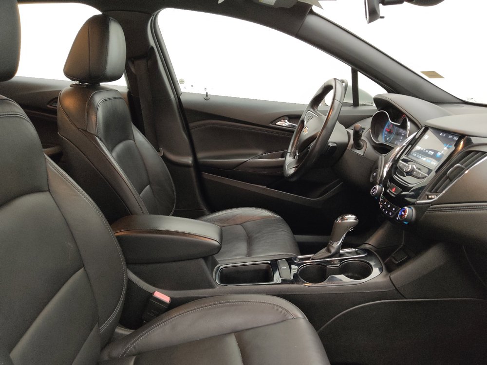 Used 2018 Chevrolet Cruze Premier w/ RS Package FWD image 21