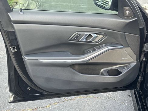 Certified 2025 BMW 330i xDrive Sedan w/ Premium Package image 17