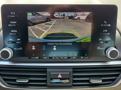 Used 2018 Honda Accord LX image 26