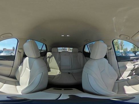 Used 2023 Buick Envision Essence image 40