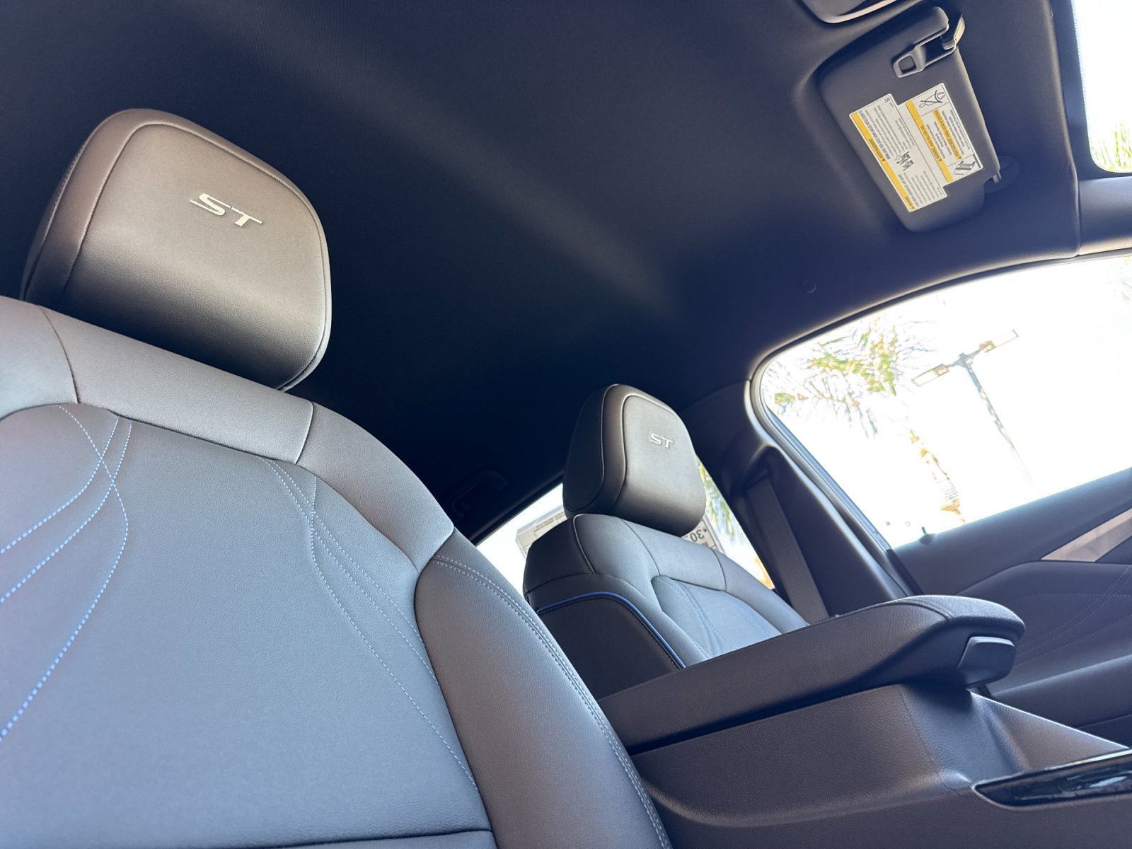 New 2026 Buick Envista Sport Touring w/ Convenience I Package FWD image 17