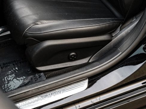 Used 2022 Mercedes-Benz E 350 Sedan image 35