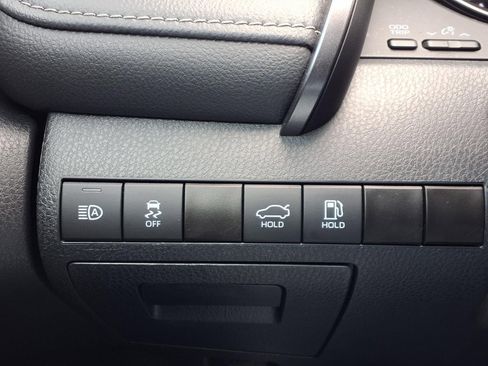 Used 2024 Toyota Camry SE w/ Convenience Package image 26