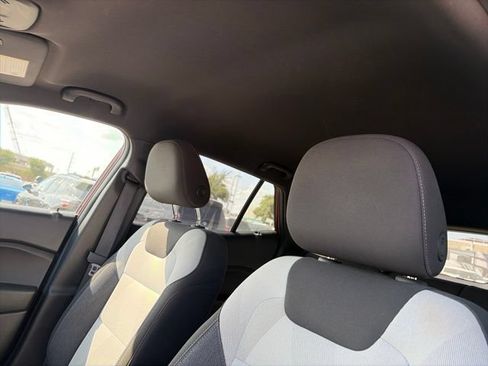 Used 2024 Chevrolet Trax RS w/ Driver Confidence Package FWD image 11