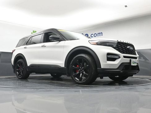 Used 2022 Ford Explorer ST w/ Equipment Group 401A AWD/4WD image 32