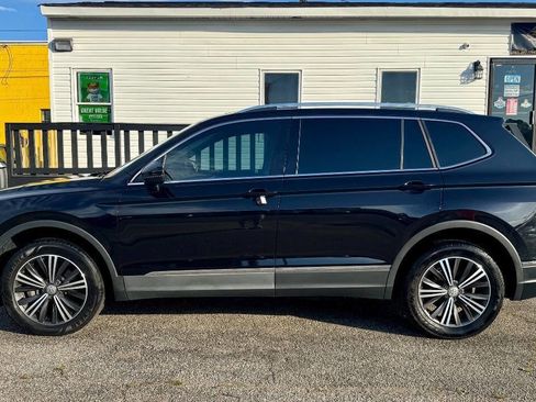 Used 2019 Volkswagen Tiguan SEL R-Line FWD image 4