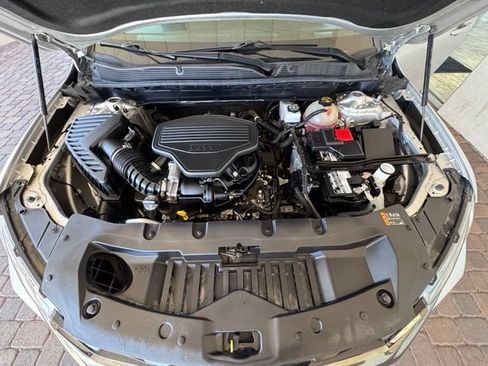 Used 2021 Chevrolet Blazer RS w/ Enhanced Convenience Package FWD image 24
