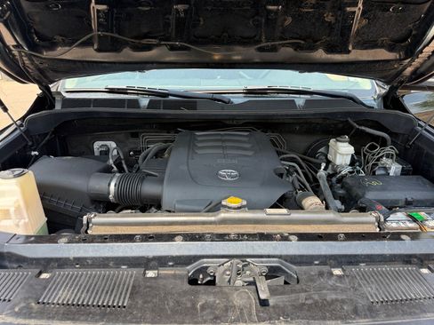 Used 2014 Toyota Tundra SR AWD/4WD image 21