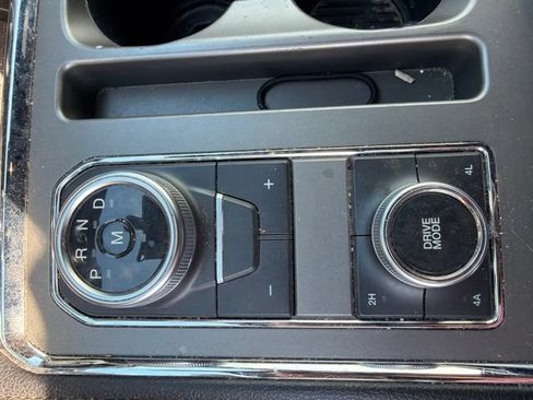 Used 2021 Ford Expedition XLT AWD/4WD image 10