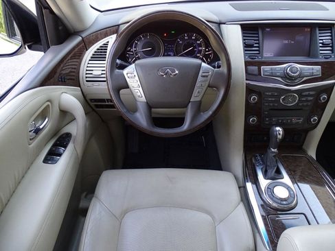 Used 2017 INFINITI QX80 2WD w/ Driver Assistance Package image 25