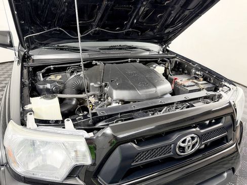 Used 2015 Toyota Tacoma 4x4 Double Cab w/ TRD Sport Package image 19