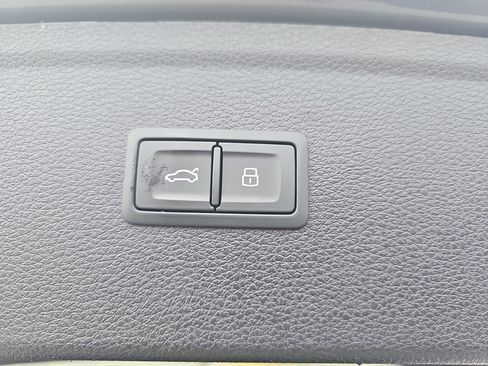 Used 2023 Audi Q5 2.0T Prestige image 13